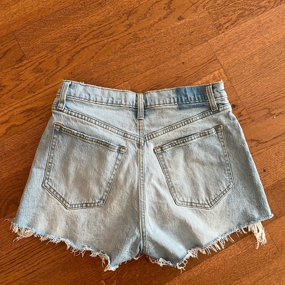 Abercrombie and Fitch (A&F) Curve Love High Rise Mom Denim Short